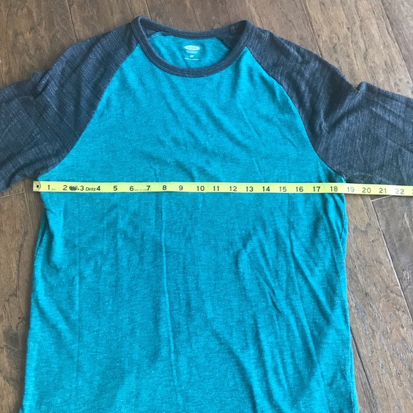 Old Navy Baseball Tee - Picture 2 of 5
